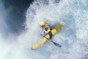 塞尔维亚女篮在欧洲锦标赛中力争金牌一搏，传统强队持续发光，塞尔维亚女篮球世界排名